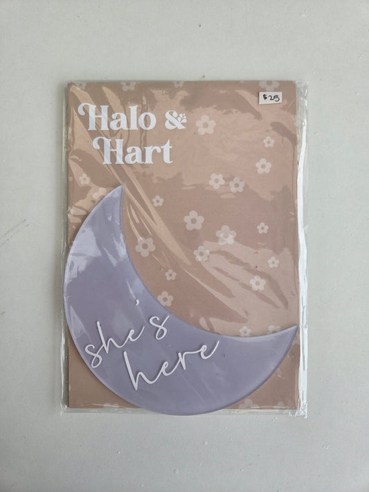 She's here Moon - Purple